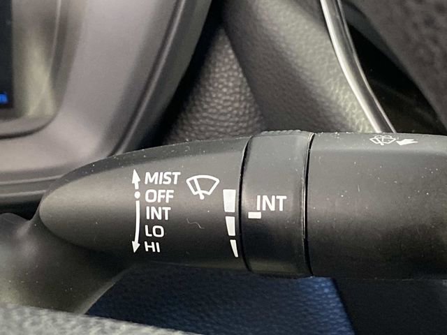 Used 2022 Toyota Corolla LE FWD image 18