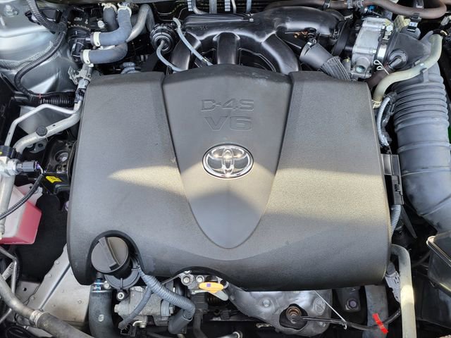 Used 2022 Toyota Highlander L image 19