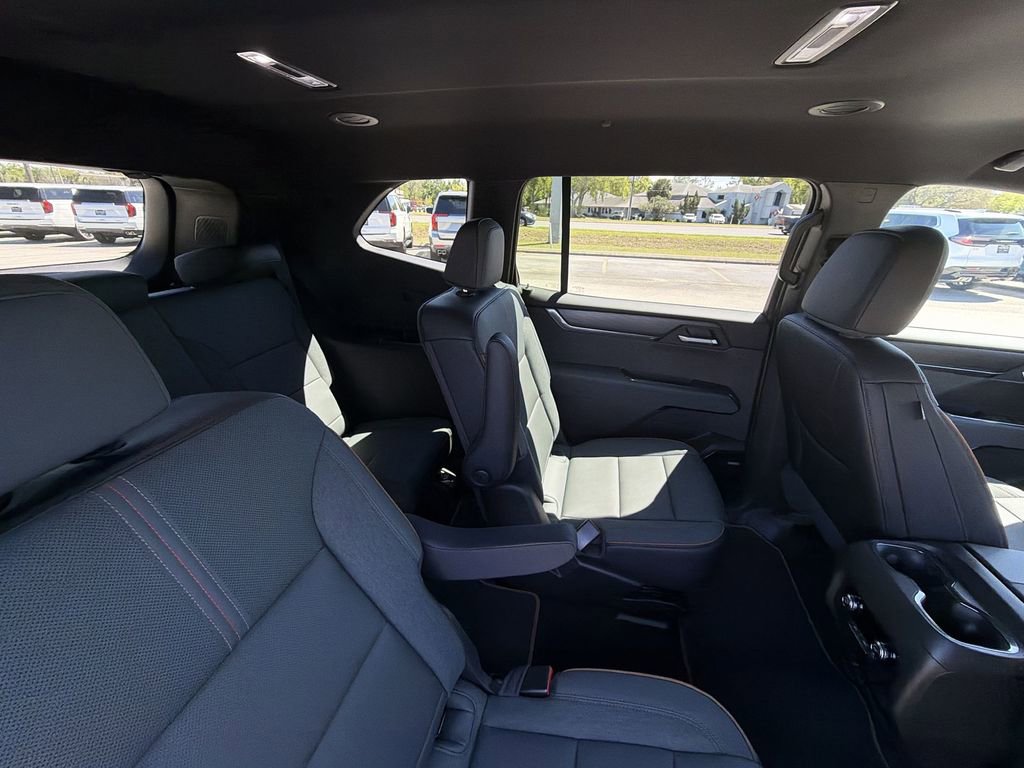 New 2026 GMC Acadia AT4 AWD/4WD image 12