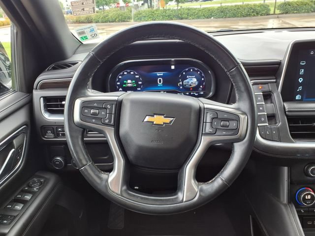 Used 2023 Chevrolet Suburban LT w/ Luxury Package RWD image 25
