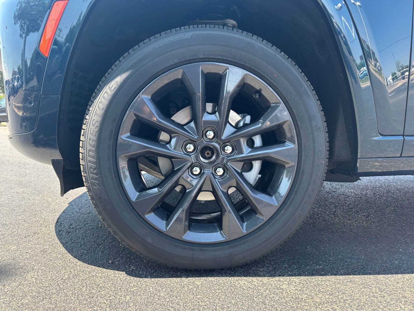New 2026 Jeep Grand Cherokee Limited AWD/4WD image 11