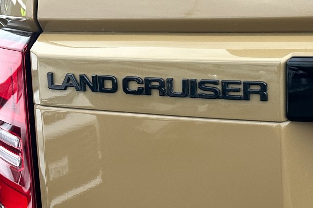 Used 2024 Toyota Land Cruiser AWD/4WD image 32