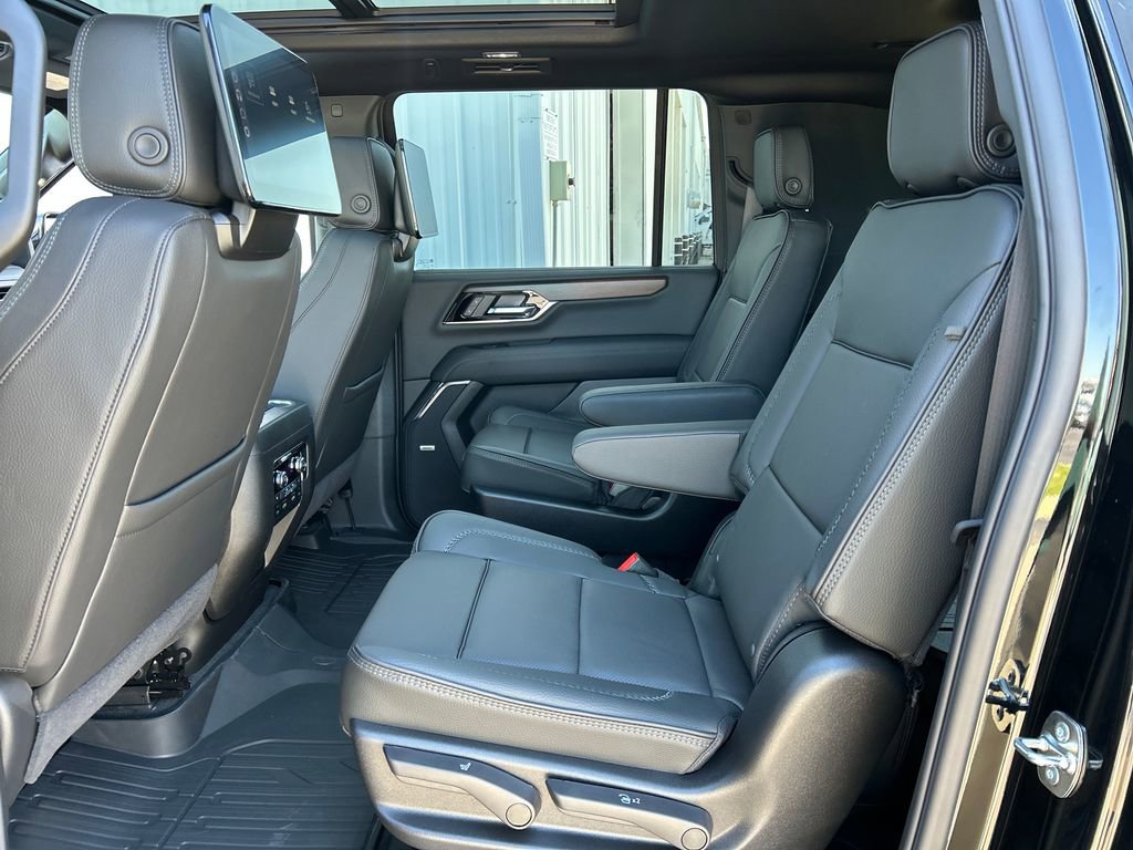 New 2026 GMC Yukon XL Denali w/ Denali Reserve Package AWD/4WD image 41