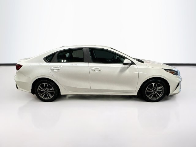 Certified 2023 Kia Forte LXS w/ LXS Technology Package FWD image 8