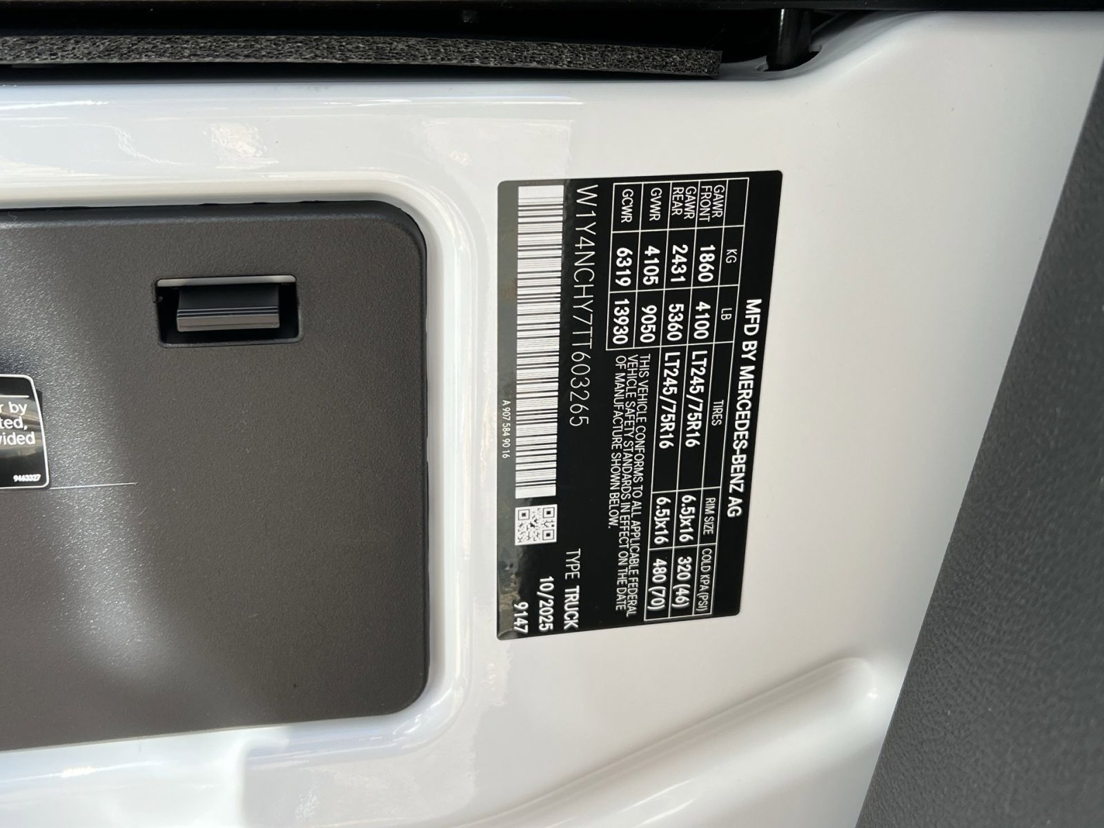 New 2026 Mercedes-Benz Sprinter 2500 image 35