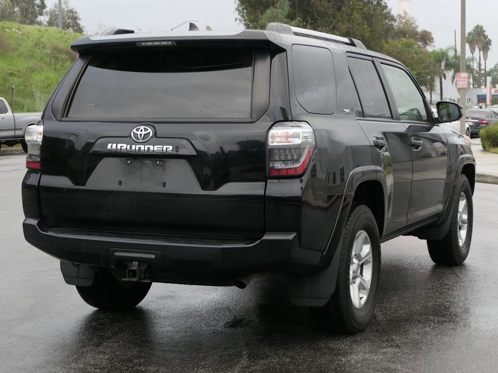 Used 2024 Toyota 4Runner SR5 image 2