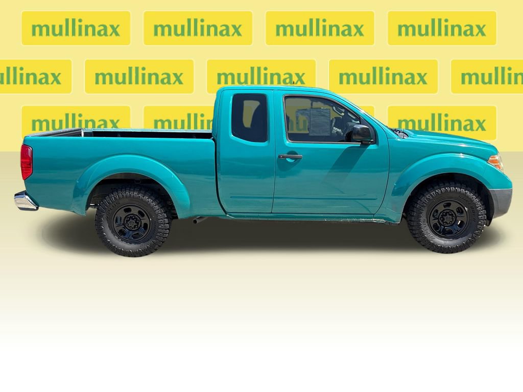 Used 2015 Nissan Frontier S RWD image 2