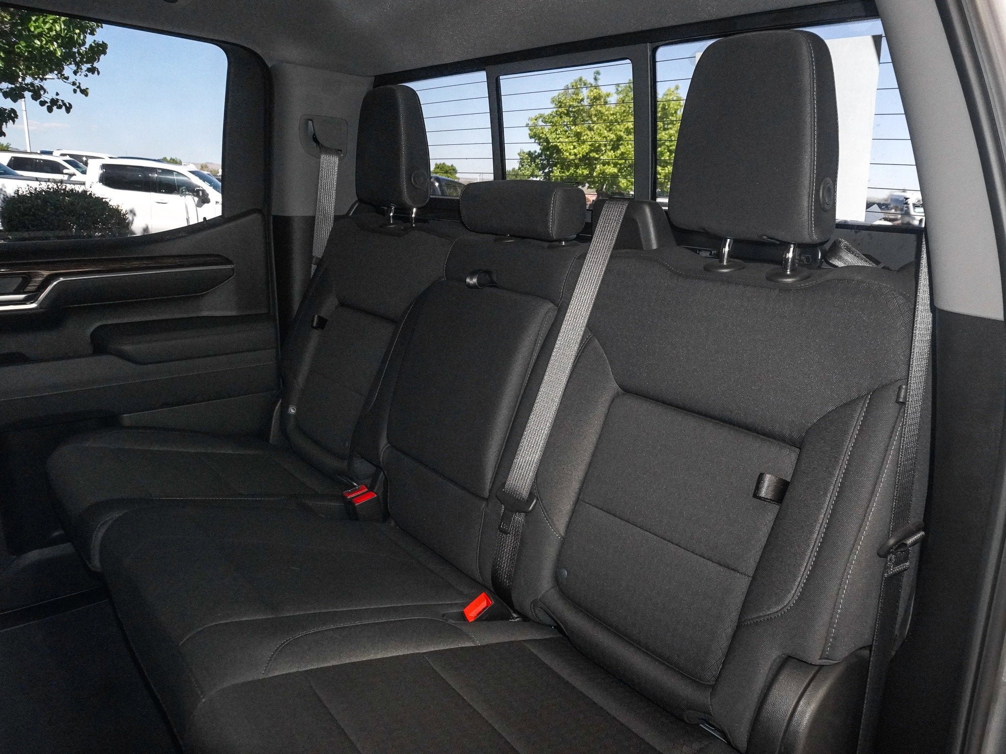 Used 2025 GMC Sierra 1500 Elevation w/ Preferred Package AWD/4WD image 38