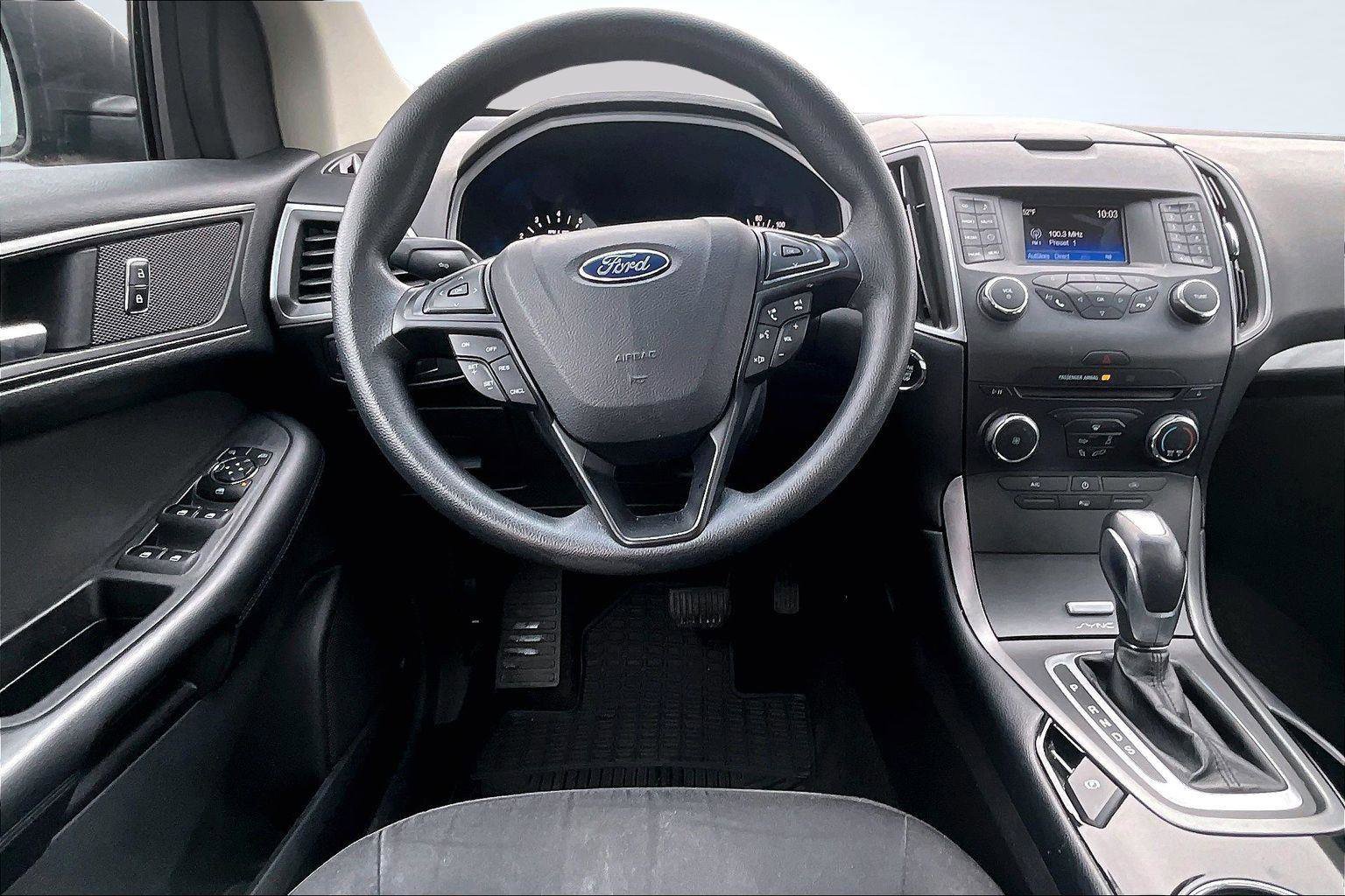 Used 2015 Ford Edge SE image 5