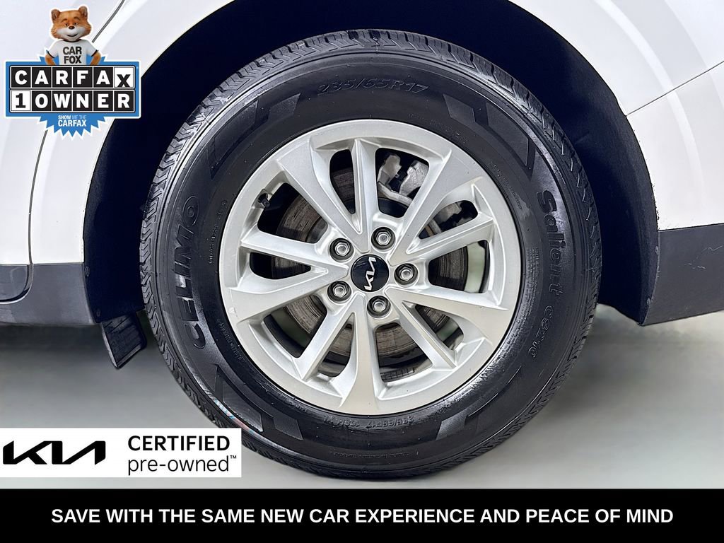 Certified 2024 Kia Carnival LX image 36