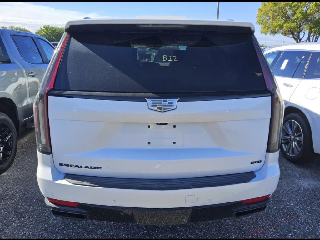 Used 2024 Cadillac Escalade ESV Sport Platinum w/ LPO, ONYX Package image 9