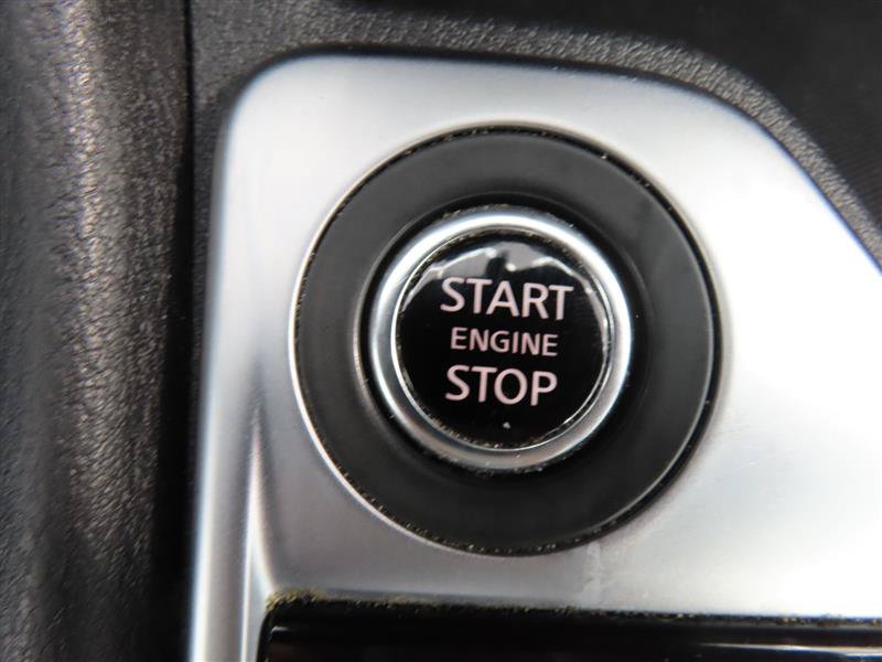 Used 2025 Nissan Sentra SV FWD image 18