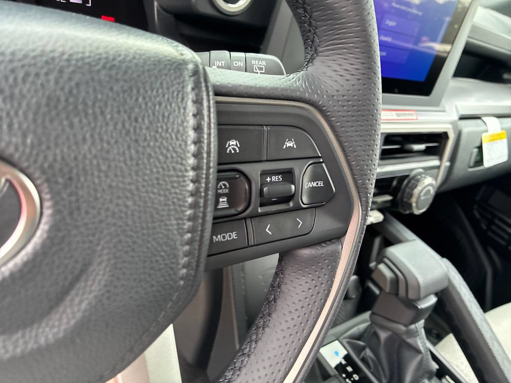 New 2026 Toyota 4Runner SR5 AWD/4WD image 22