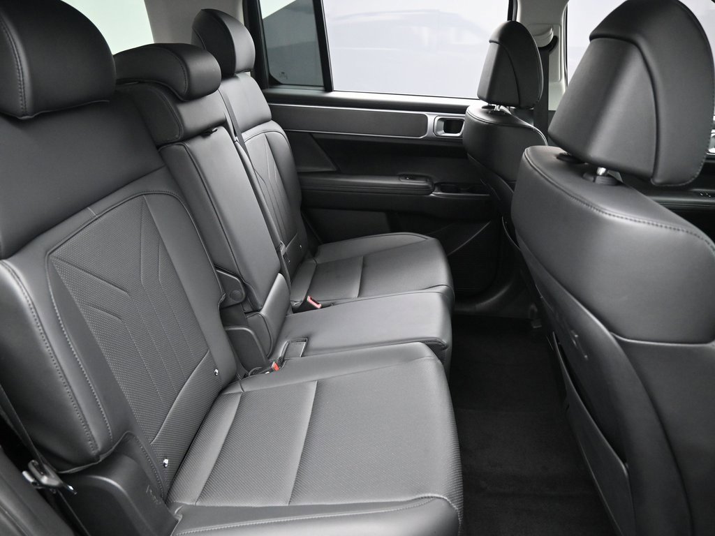 Used 2024 Hyundai Santa Fe SEL image 32