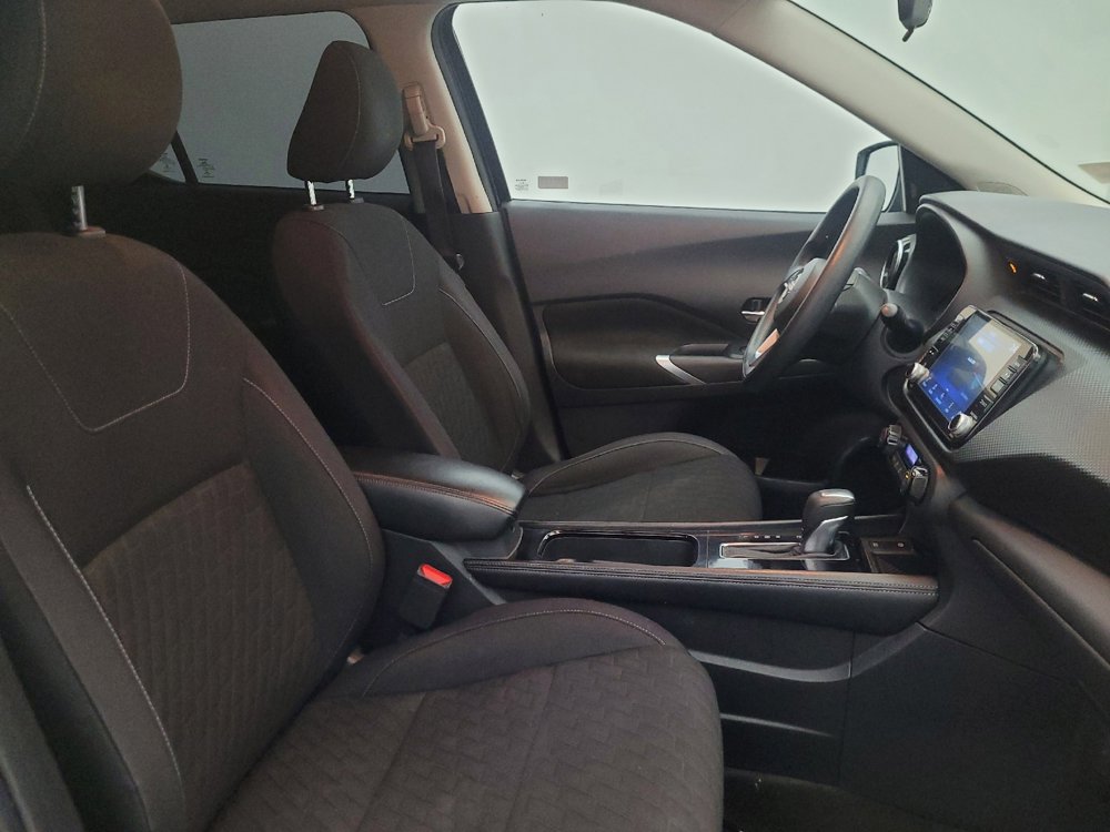 Used 2022 Nissan Kicks SV FWD image 21