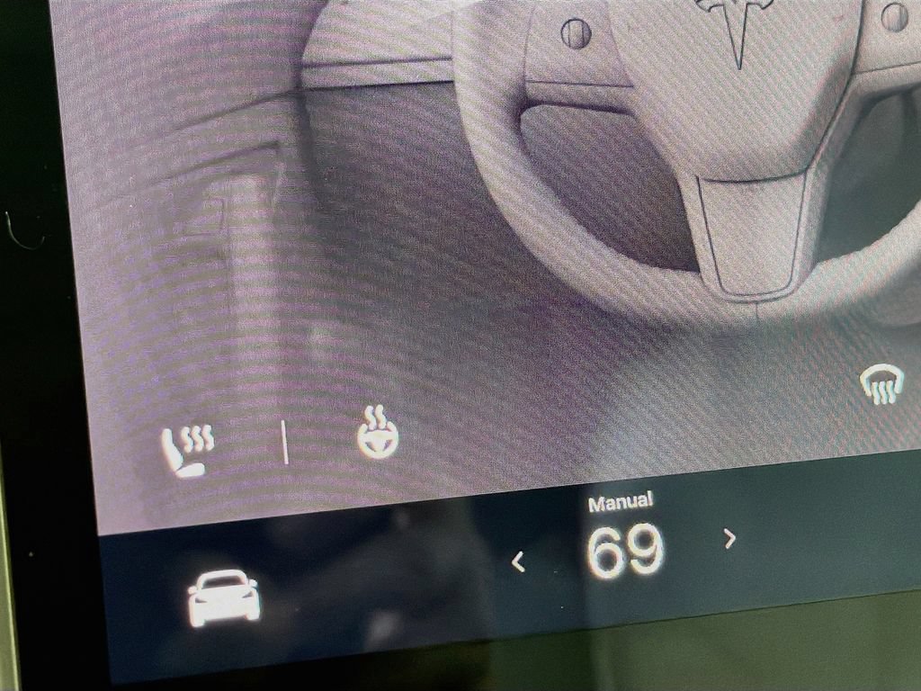 Used 2021 Tesla Model Y Long Range AWD/4WD image 21