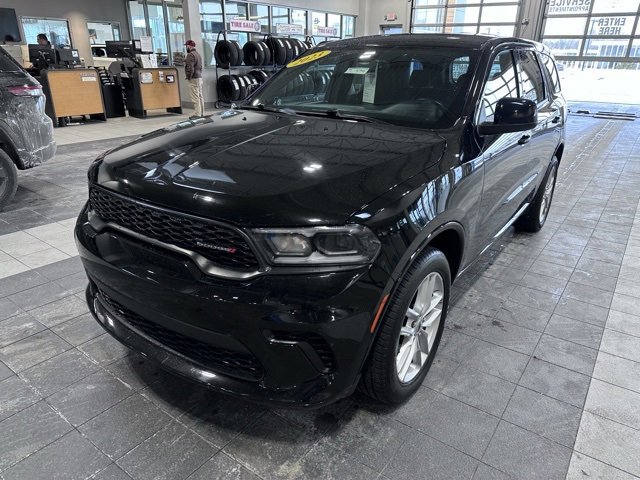 Used 2023 Dodge Durango GT image 2