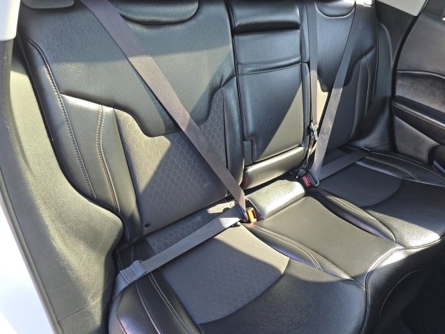 Used 2019 Jeep Compass Latitude w/ Cold Weather Group image 12