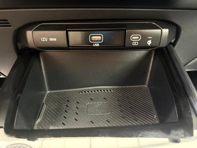 Used 2025 Kia Niro Wind w/ Wind Preserve Package FWD image 37
