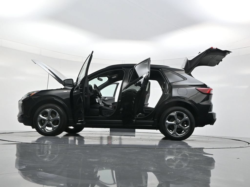 Used 2024 Ford Escape ST-Line w/ Tech Pack #1 AWD/4WD image 57