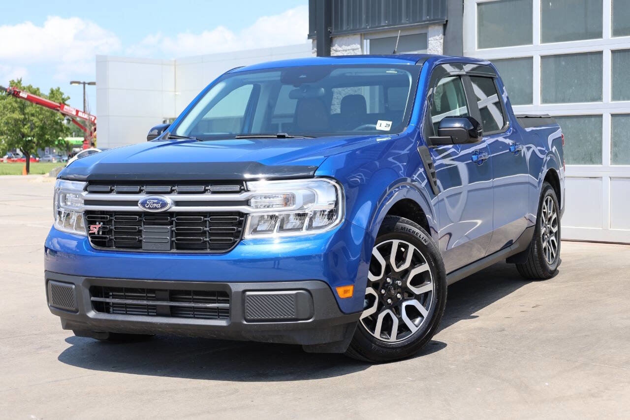 Used 2024 Ford Maverick Lariat w/ 4K Tow Package image 3