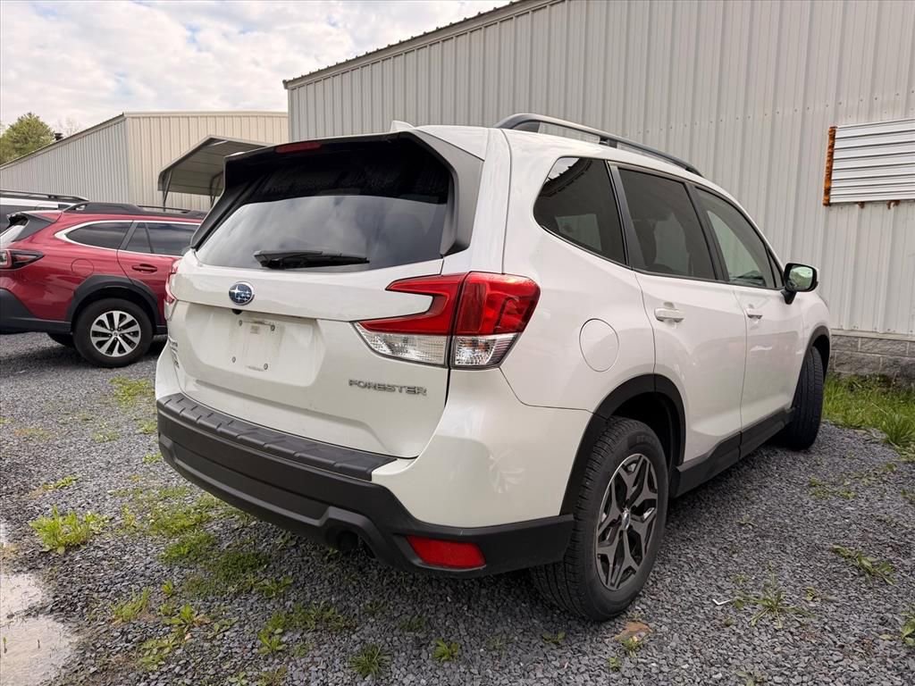 Used 2020 Subaru Forester Premium w/ Popular Package #1 AWD/4WD image 14