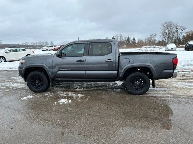 Used 2021 Toyota Tacoma SR5 image 24