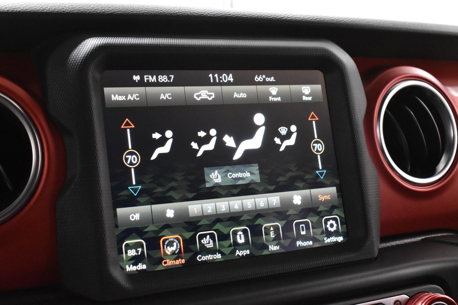 Used 2021 Jeep Gladiator Rubicon image 15