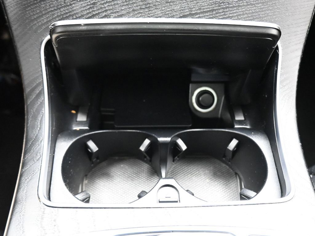 Used 2018 Mercedes-Benz GLC 300 4MATIC Coupe image 32