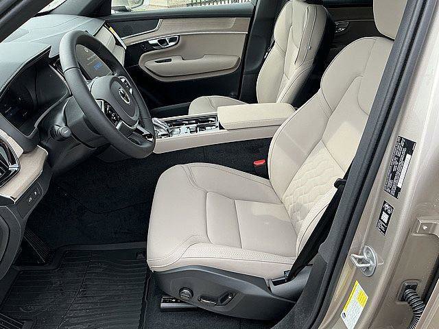 New 2026 Volvo XC90 T8 Plus w/ Protection Package AWD/4WD image 15