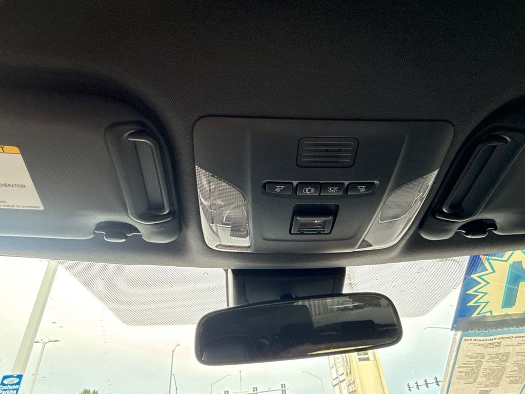 Used 2021 Toyota Corolla XSE FWD image 33