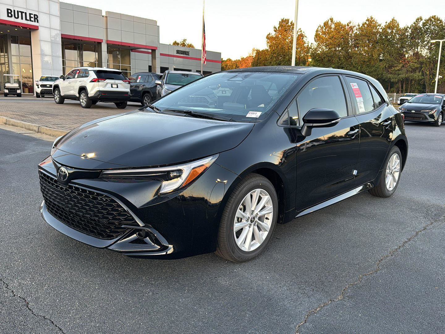 New 2026 Toyota Corolla SE image 1