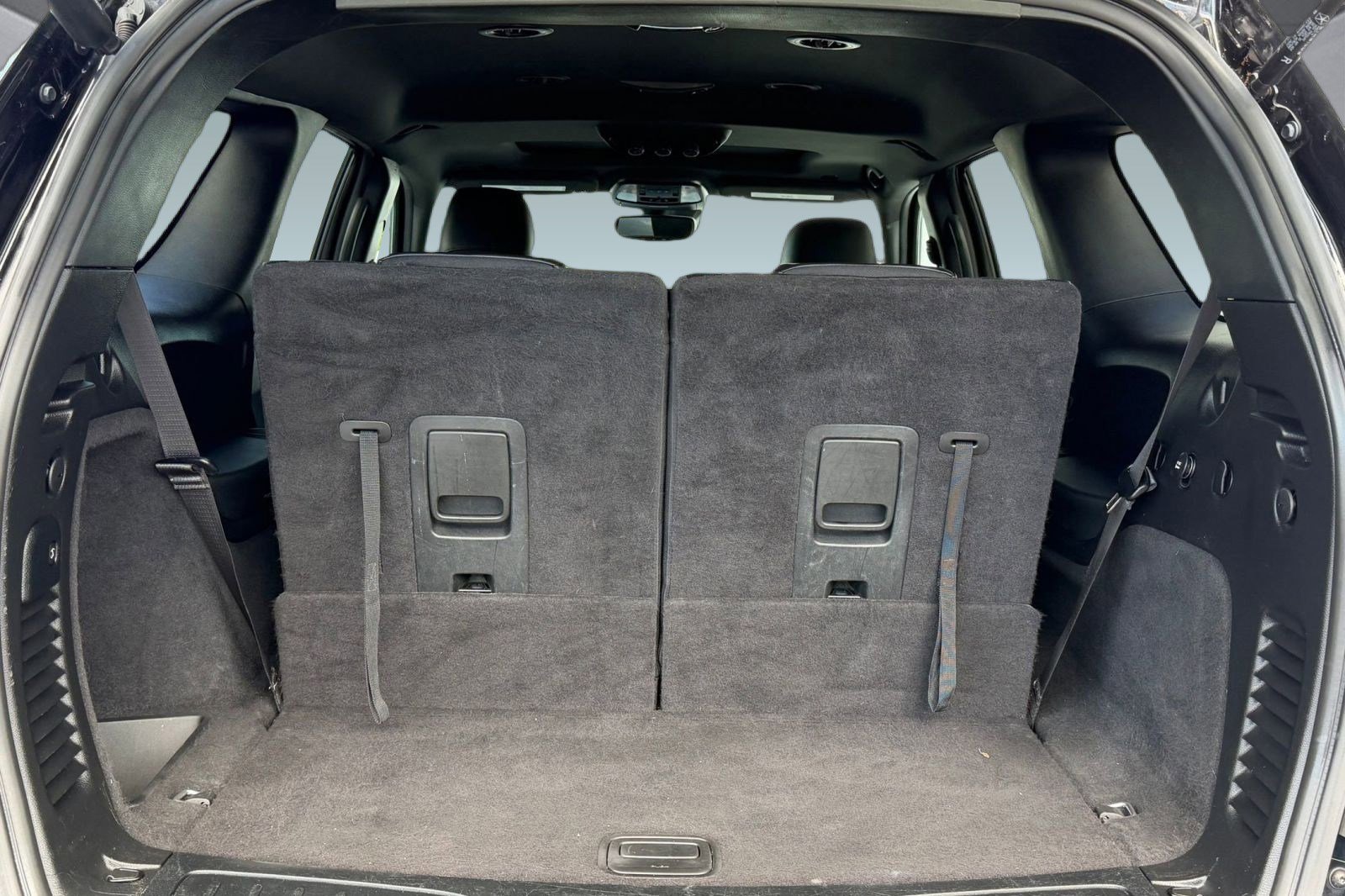 Used 2024 Dodge Durango GT image 32