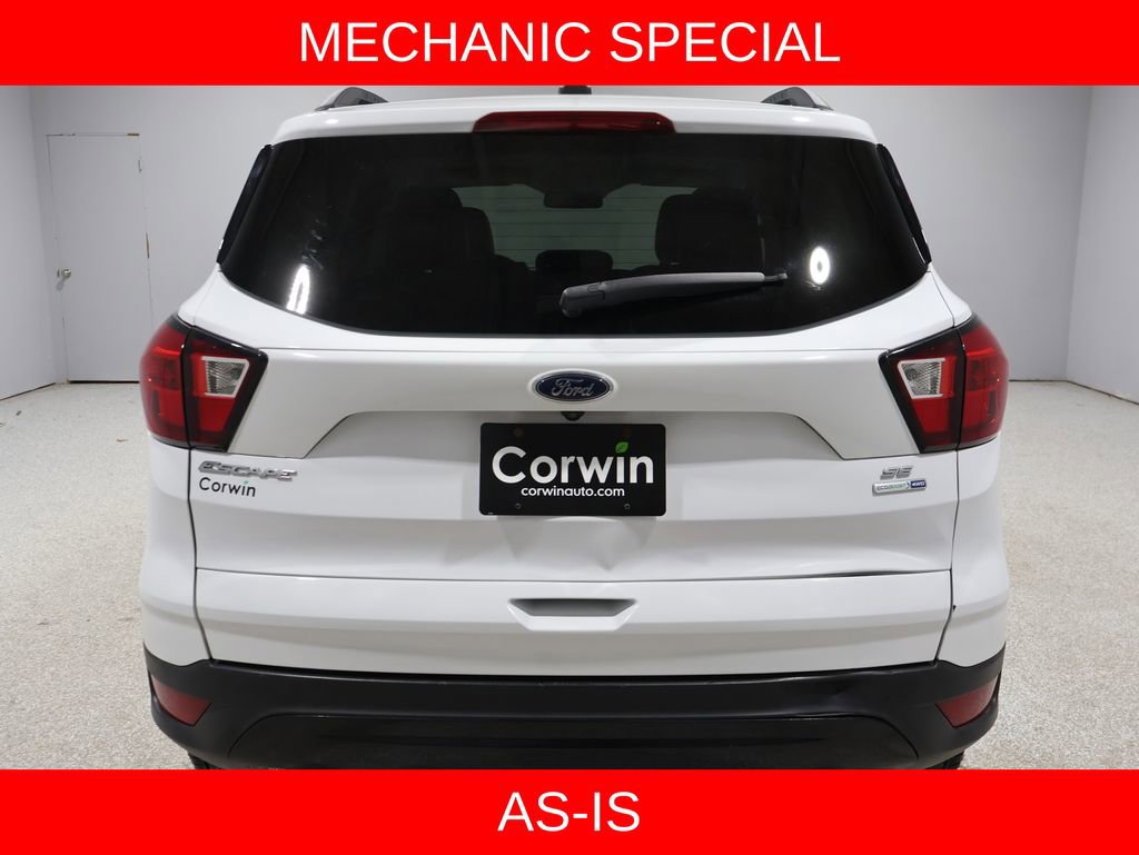 Used 2019 Ford Escape SE image 12