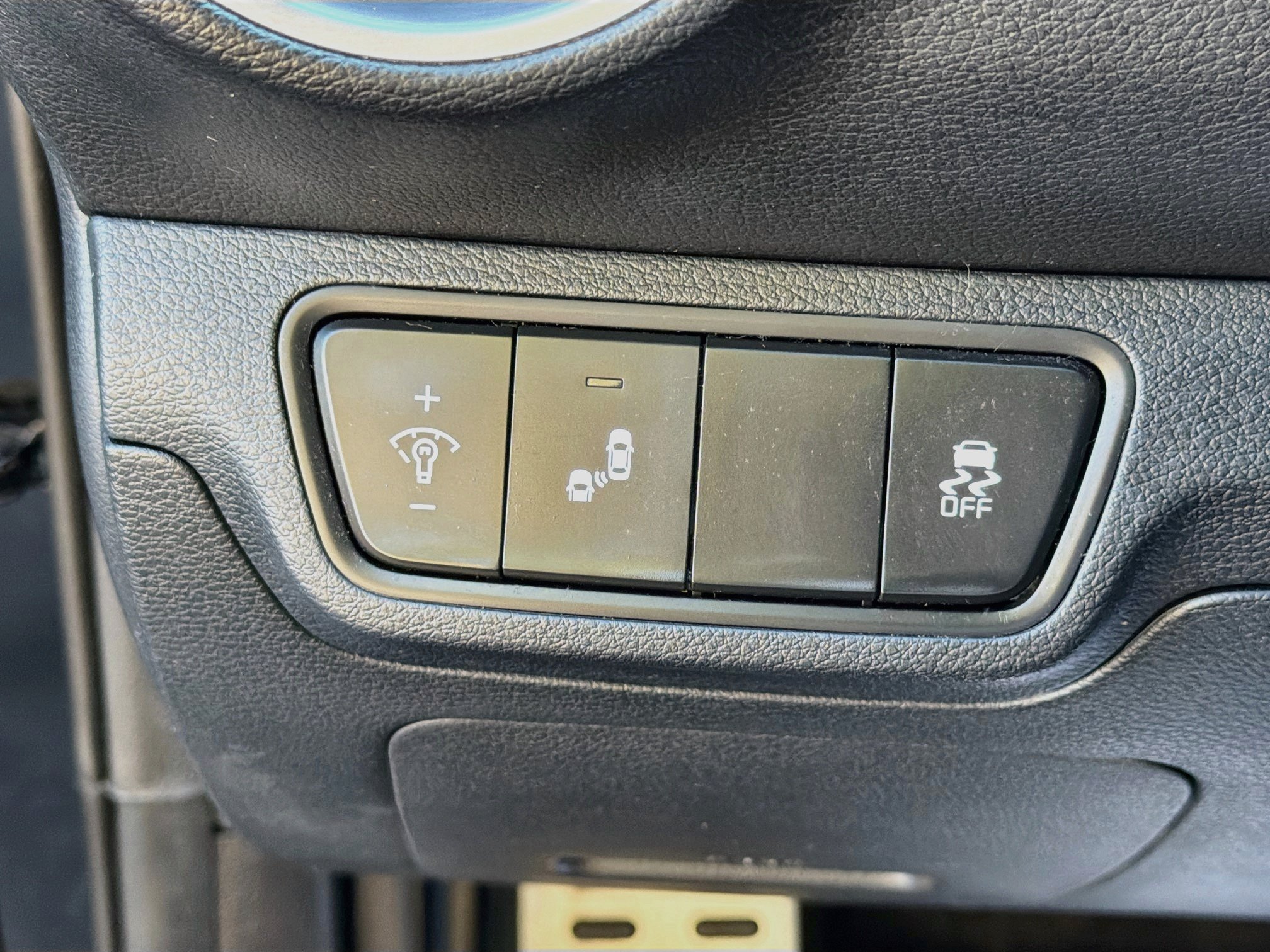 Used 2023 Kia Forte GT w/ GT2 Package FWD image 8