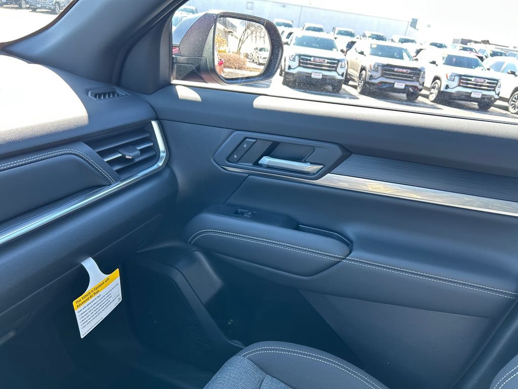 New 2026 GMC Terrain Elevation w/ Black Edition AWD/4WD image 29