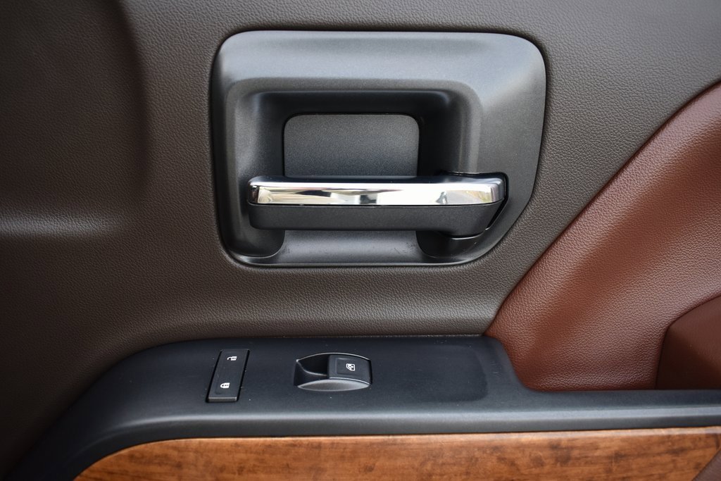 Used 2018 Chevrolet Silverado 1500 High Country image 14