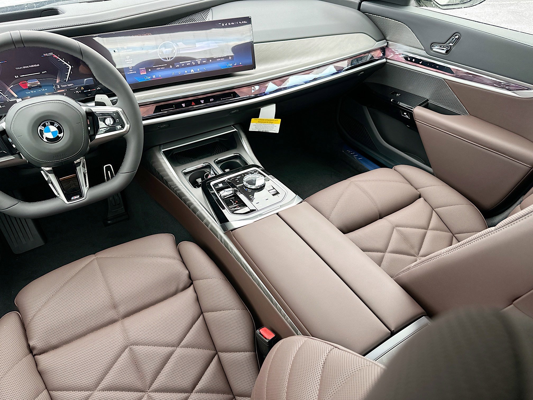 New 2026 BMW 740i w/ Premium Package image 18