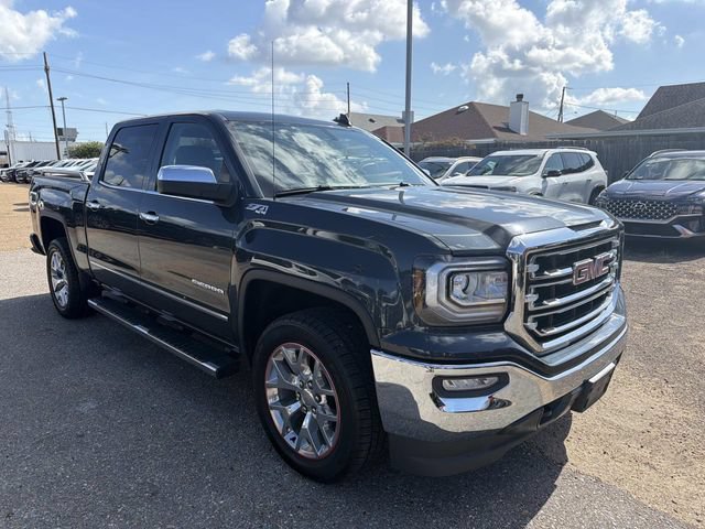 Used 2017 GMC Sierra 1500 SLT w/ SLT Premium Package AWD/4WD image 4