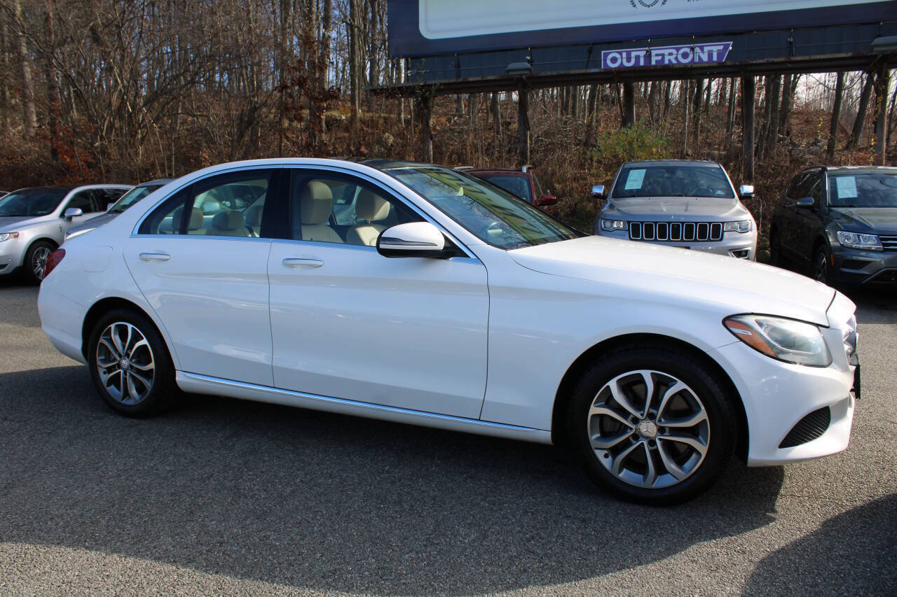 Used 2016 Mercedes-Benz C 300 4MATIC Sedan image 5