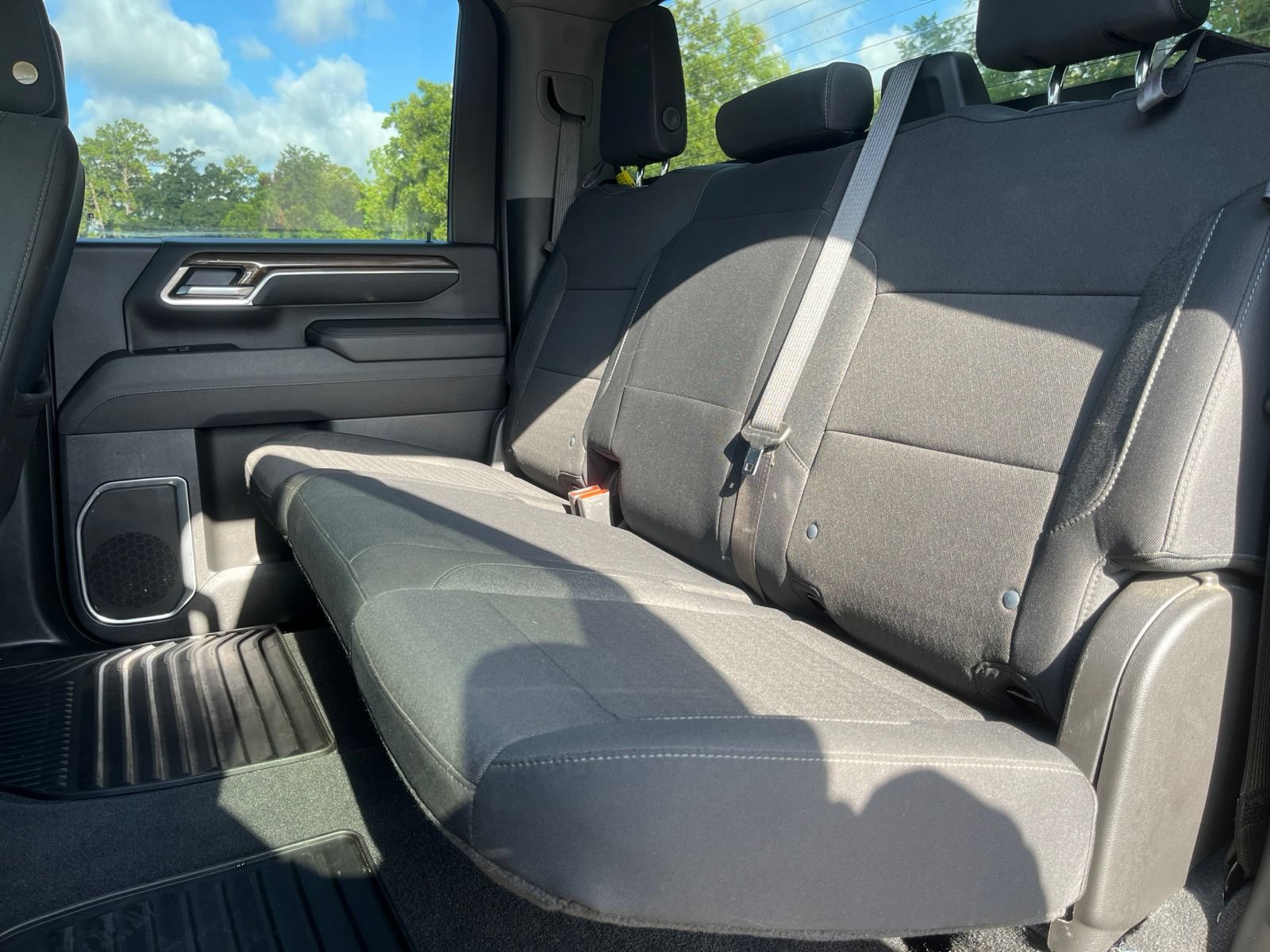 Used 2025 Chevrolet Silverado 2500 LT w/ Convenience Package AWD/4WD image 12