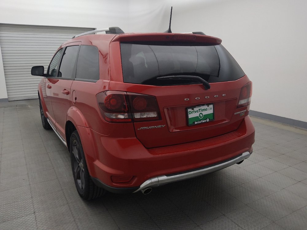Used 2019 Dodge Journey Crossroad FWD image 6
