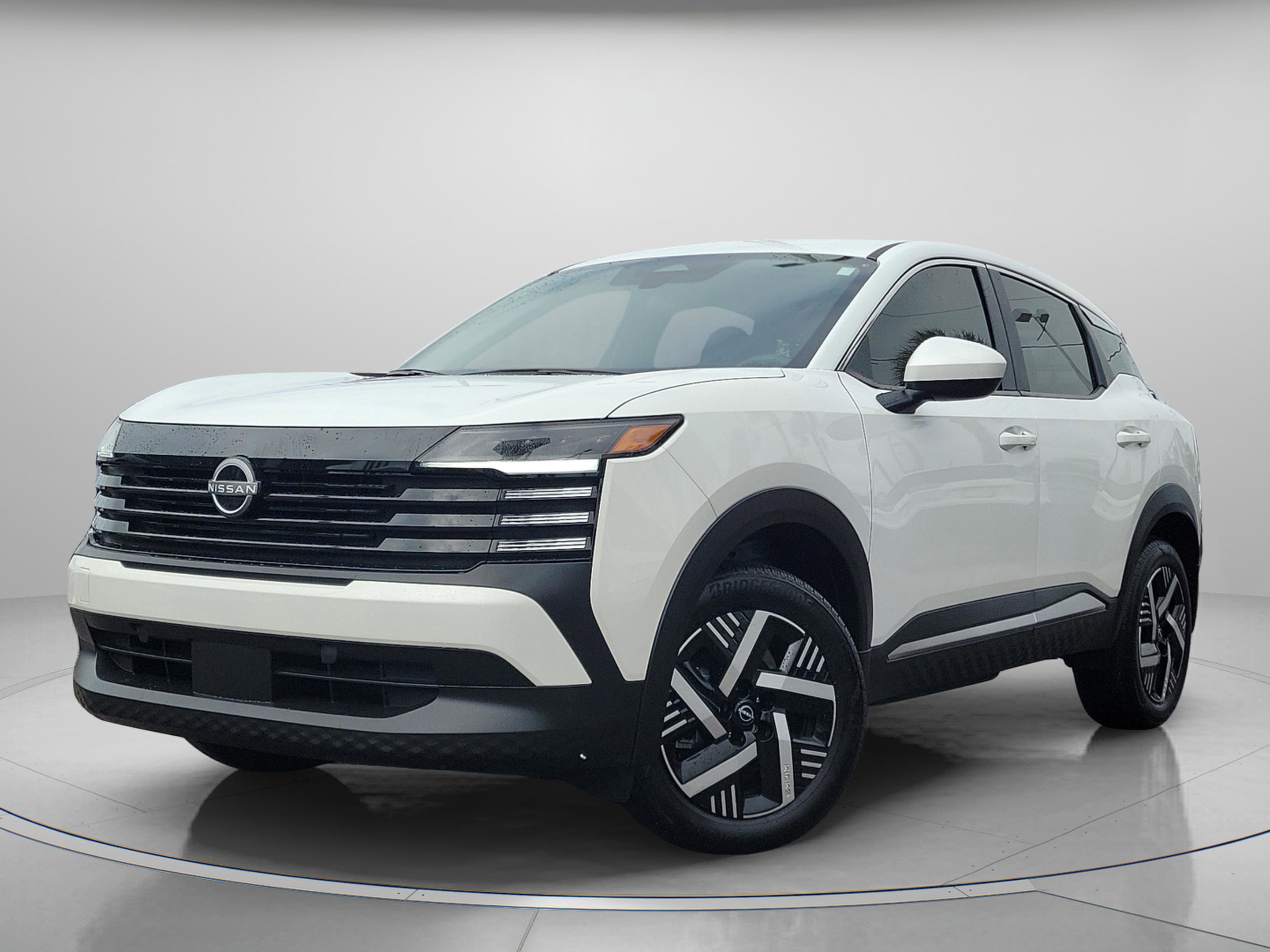 Certified 2025 Nissan Kicks SV image 2