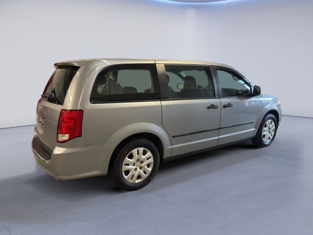 Used 2014 Dodge Grand Caravan American Value Package FWD image 7