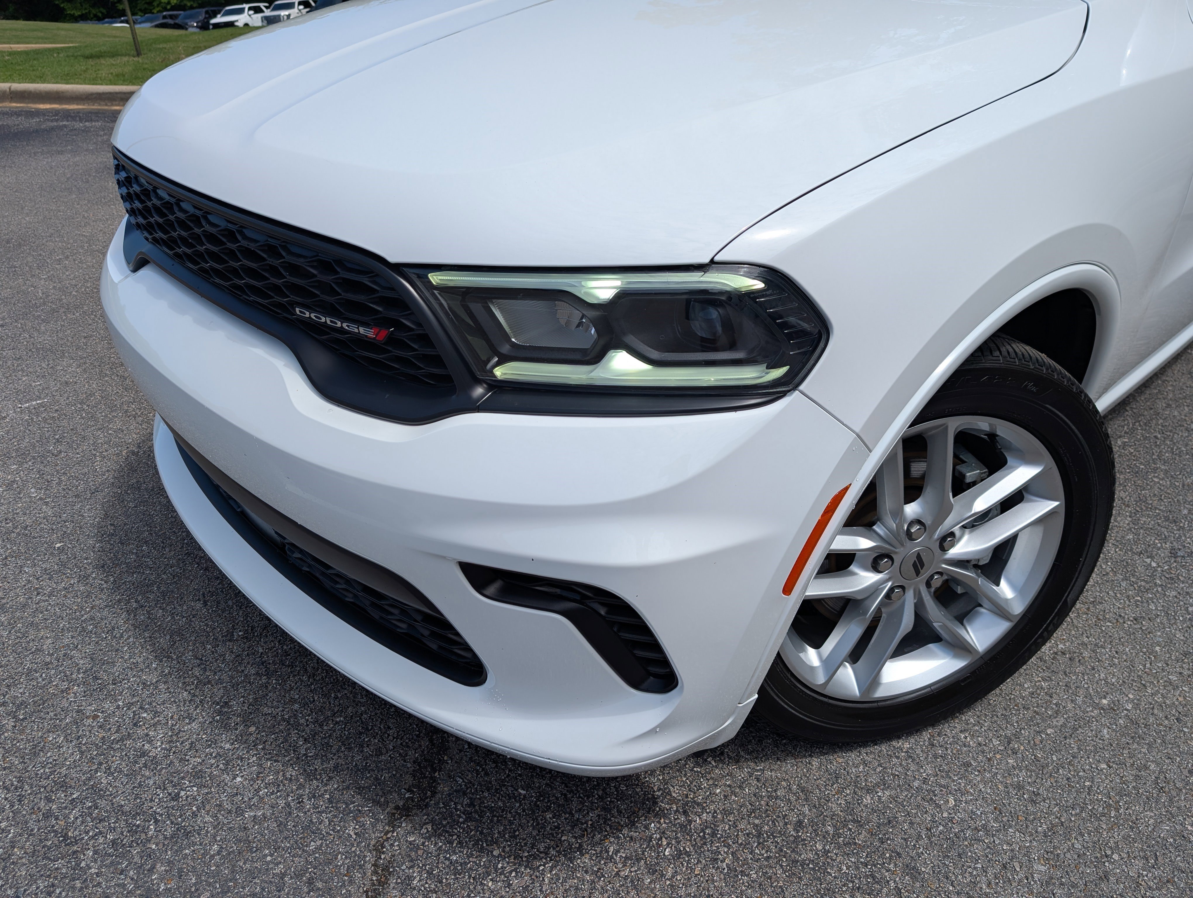 Used 2024 Dodge Durango GT RWD image 13