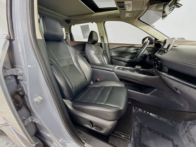 Used 2023 Nissan Rogue SL w/ SL Premium Package image 29