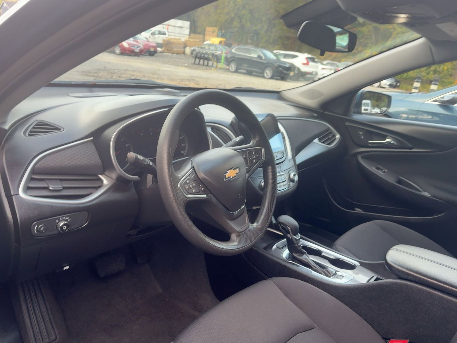 Used 2024 Chevrolet Malibu LT image 15