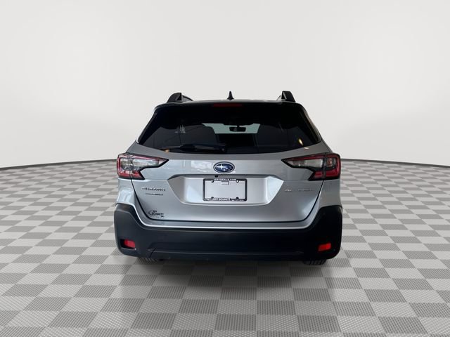 Used 2023 Subaru Outback Premium image 10