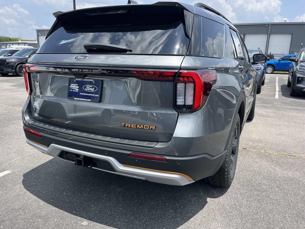 New 2026 Ford Explorer Tremor w/ Tremor Ultimate Package AWD/4WD video 3
