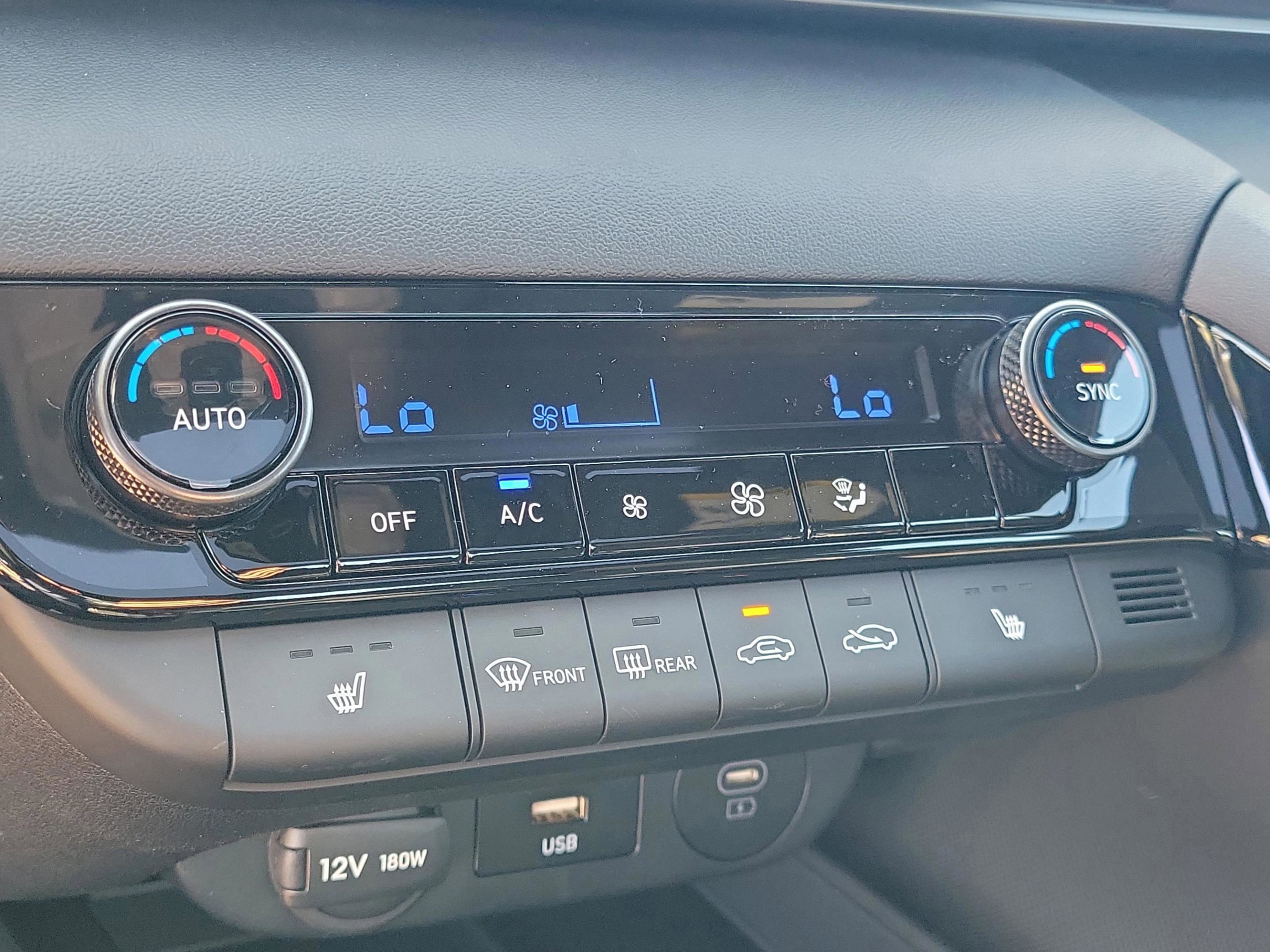 New 2026 Hyundai Elantra SEL Sport image 6